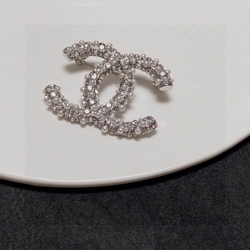 Chanel Brooch 1lyx16 (2)